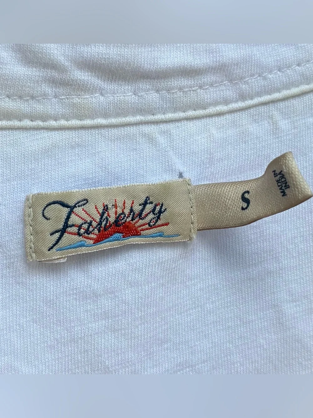 Faherty Organic Cotton White Top Women’s Sz Small